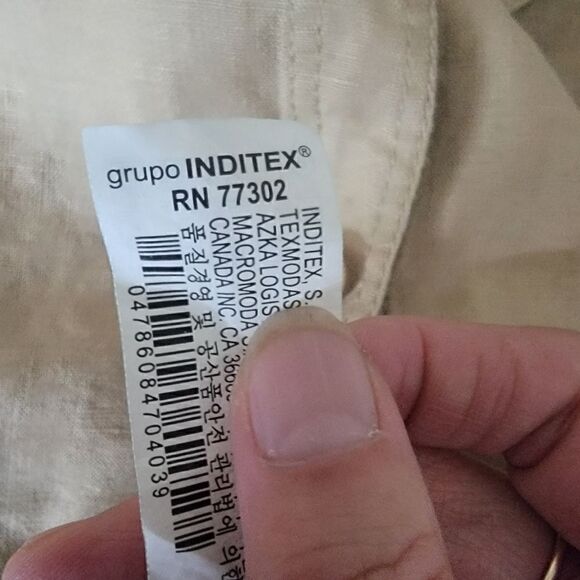 Zara Boxy Linen Button Up. Size M. - Picture 9 of 9